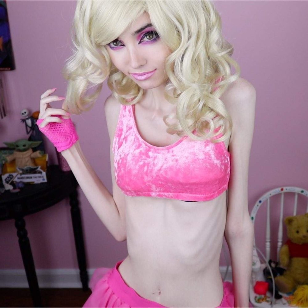 Eugenia Cooney 2019