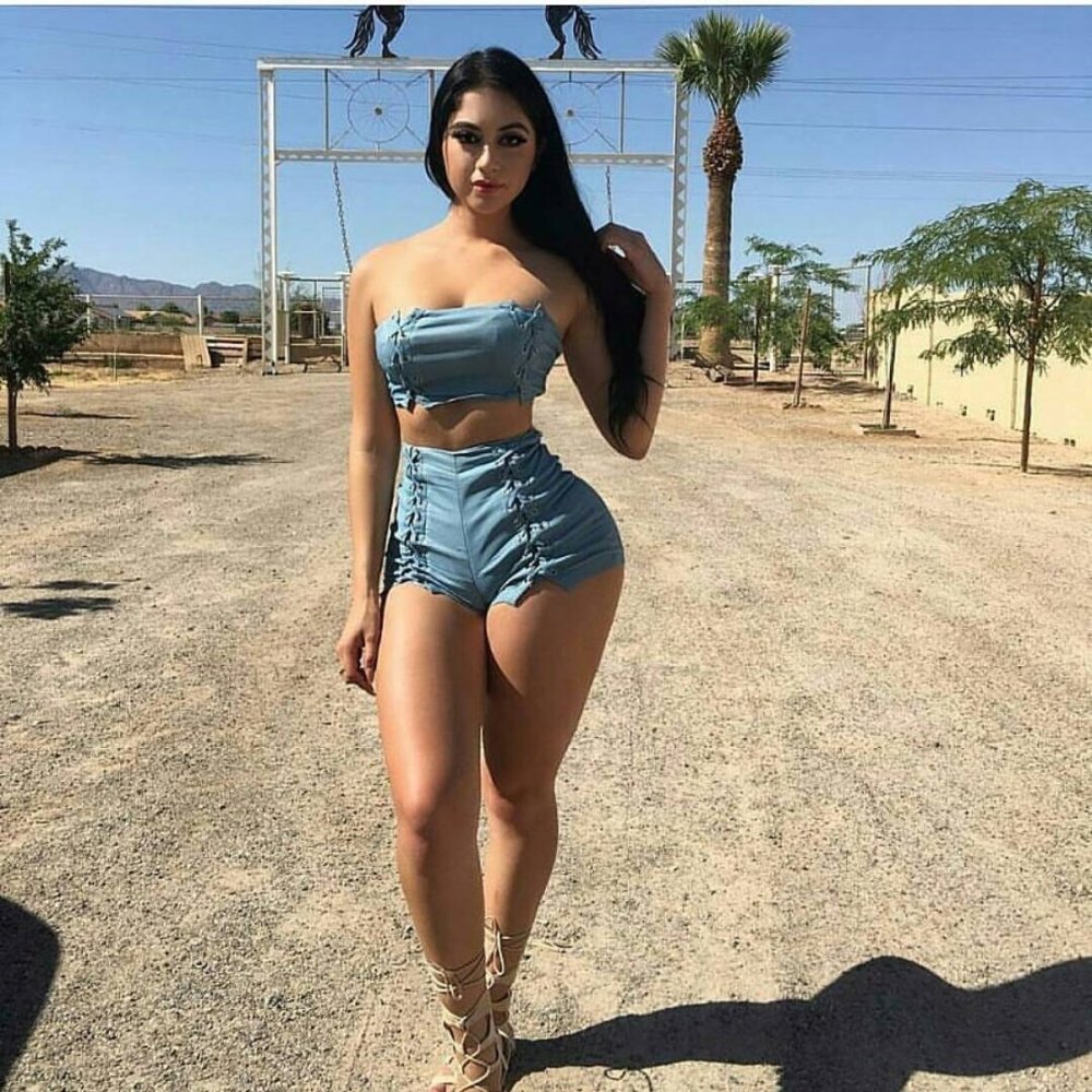 Jailyne ojeda priest