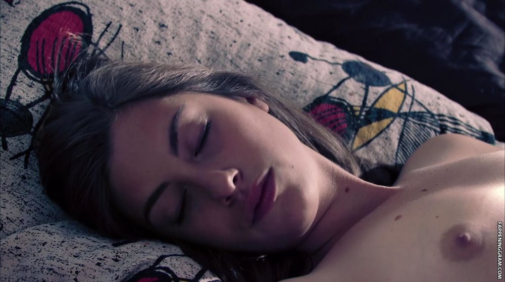 Masturbation in the middle of the night video