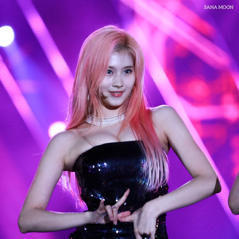 Momo Twice 2020 Figure
