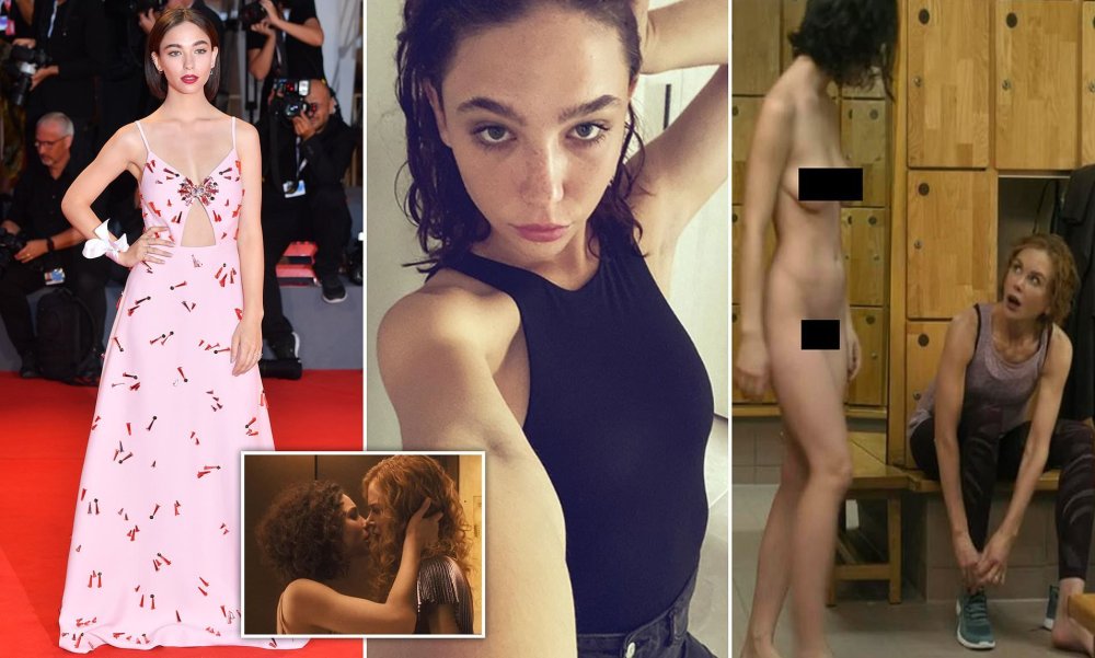 Victoria de Angelis Topless