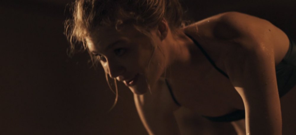 Running blade 2049 Ana de Armas Nude