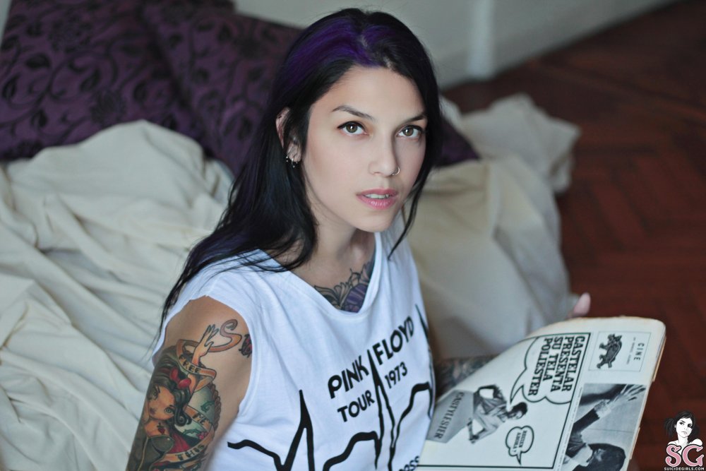 Valkyria suicidegirls