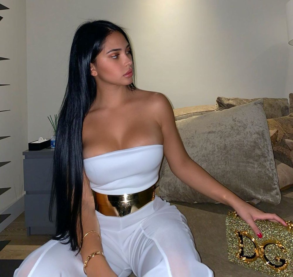 Ana Paula Saenz in the dress
