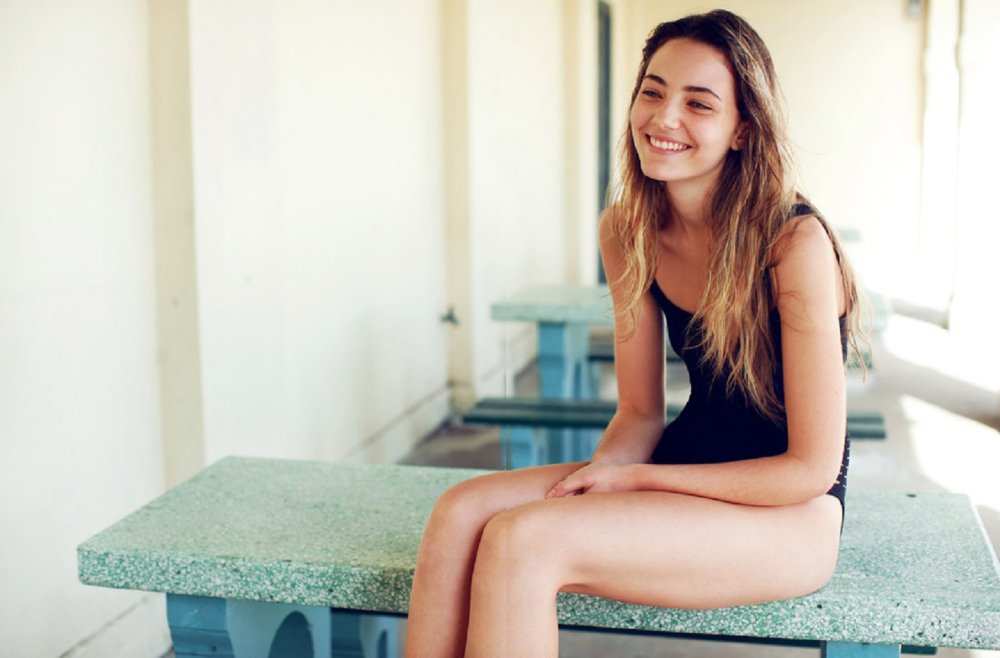 Amelia shaved a swimsuit