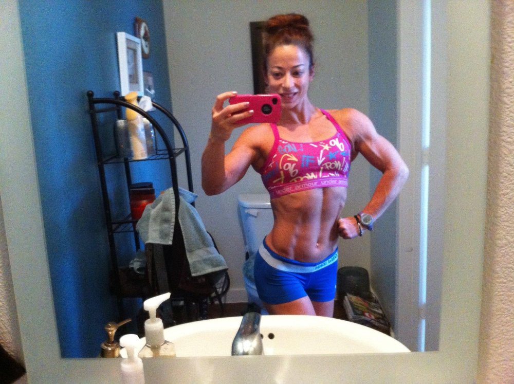 Jody Miller legs photo
