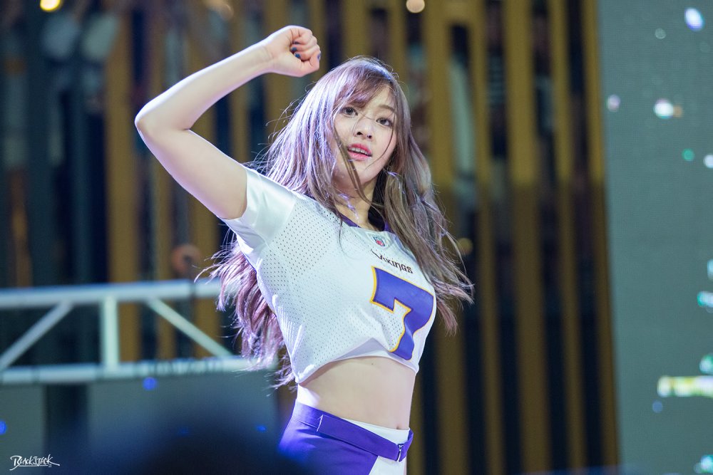 Hyosung Secret figure