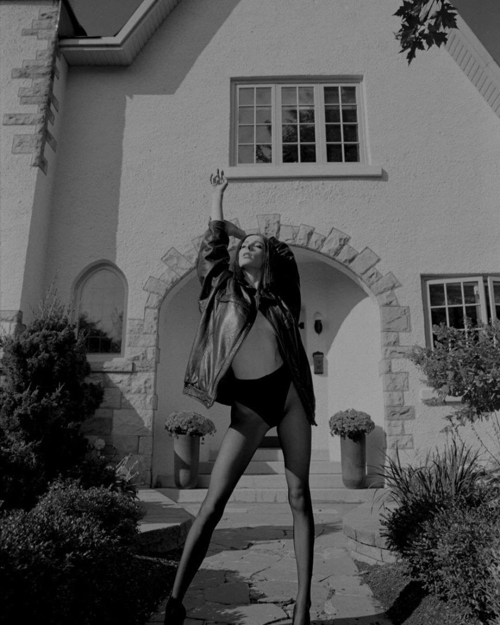 Ashley Resch Model Naked