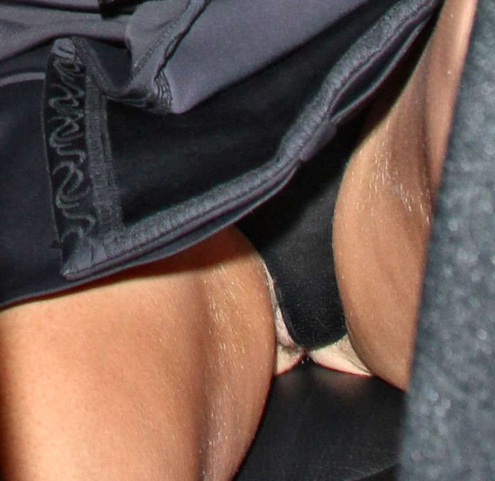 Paris Hilton and Britney Spears without underwear