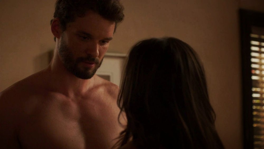 Naked actors from the Elite series