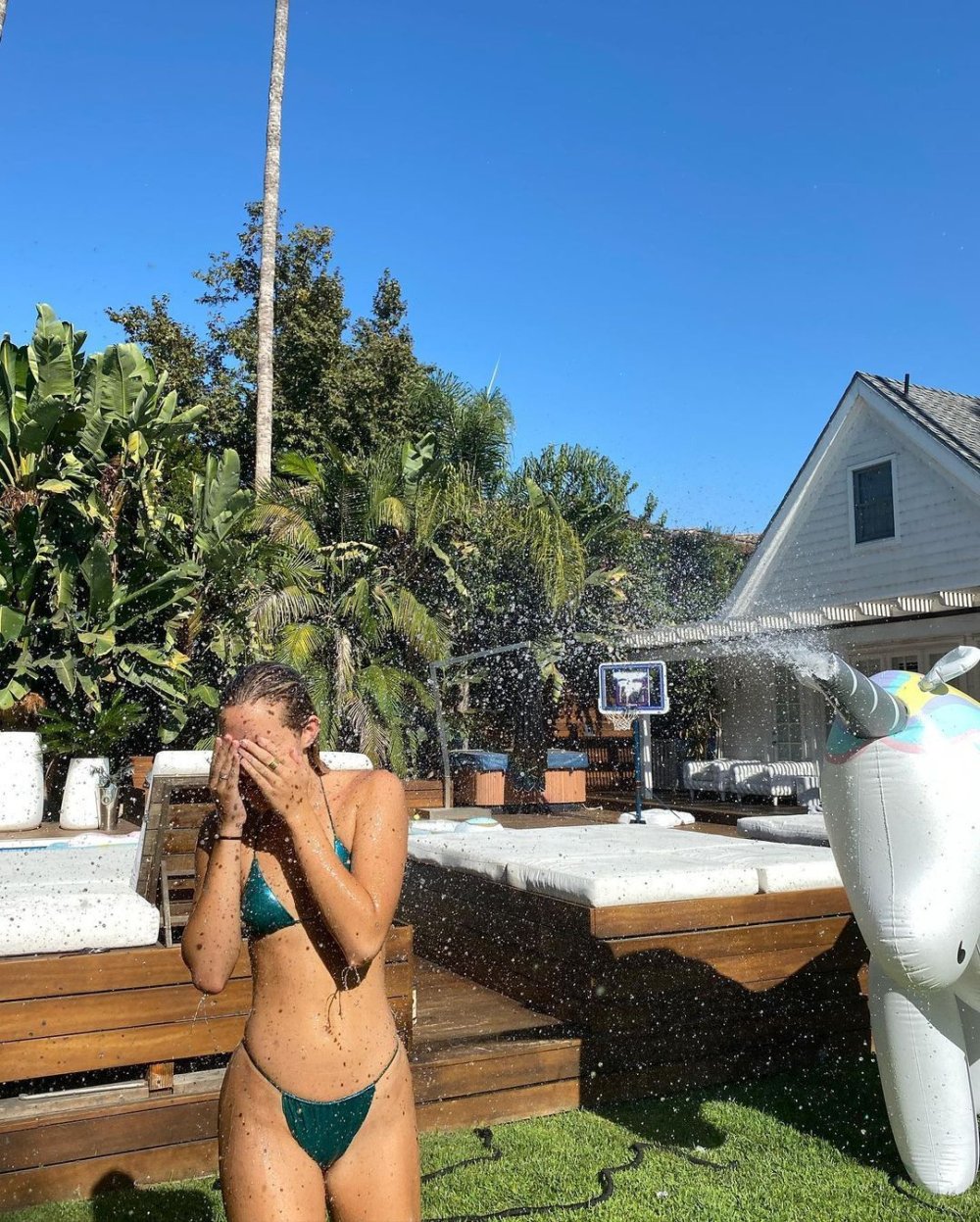 Iamoliviaponton Hot