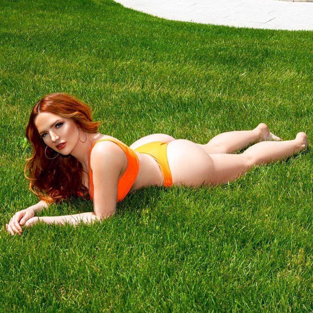 Fiona NSFW