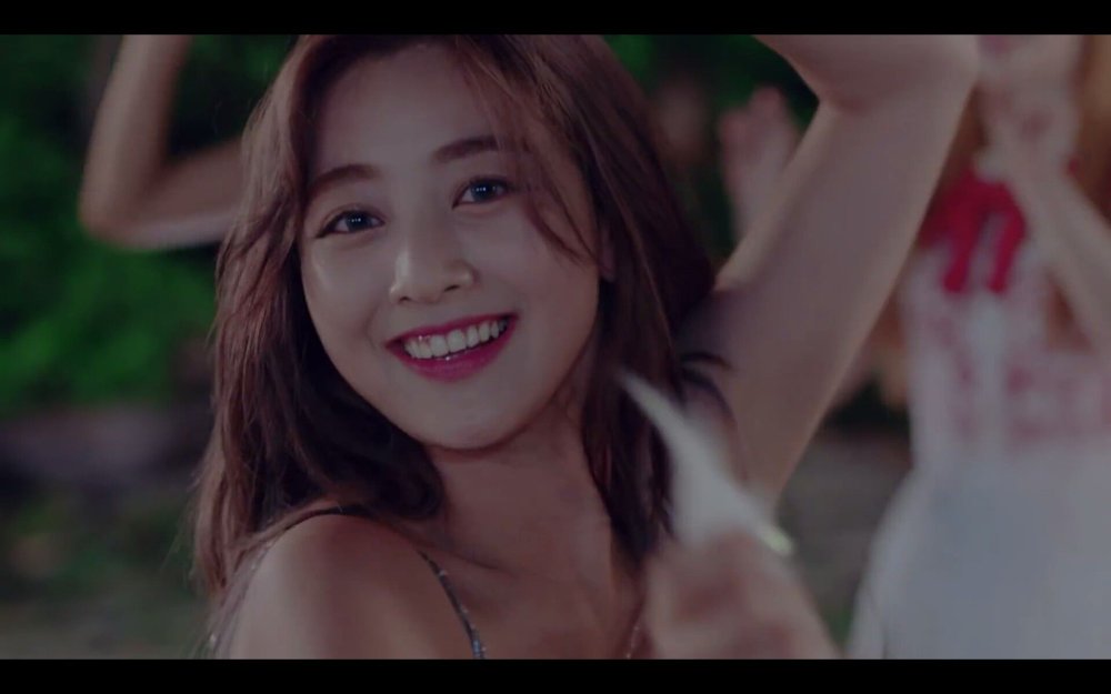 Park Soo ae in a swimsuit