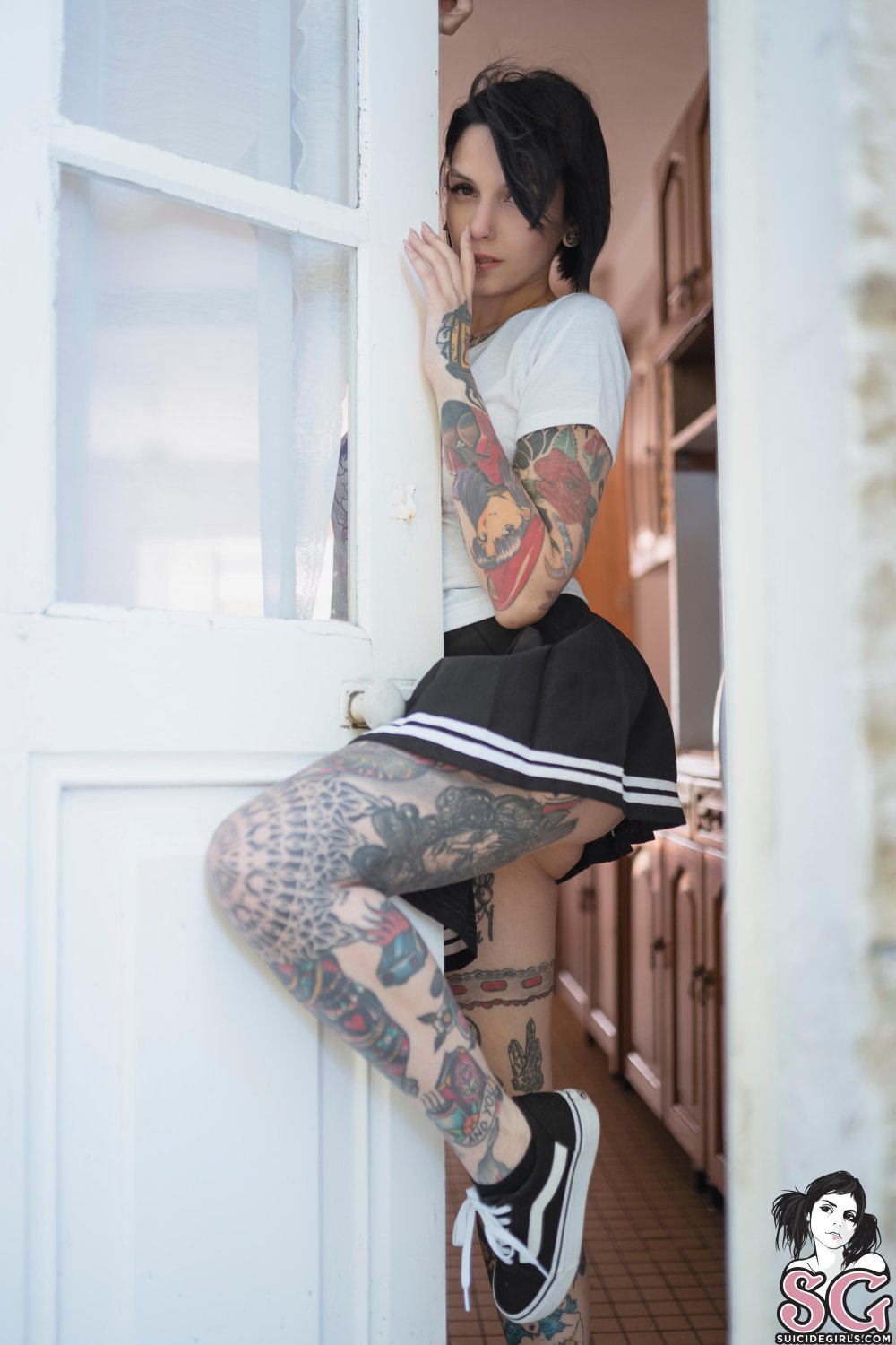 Suicide Girls Brunettes