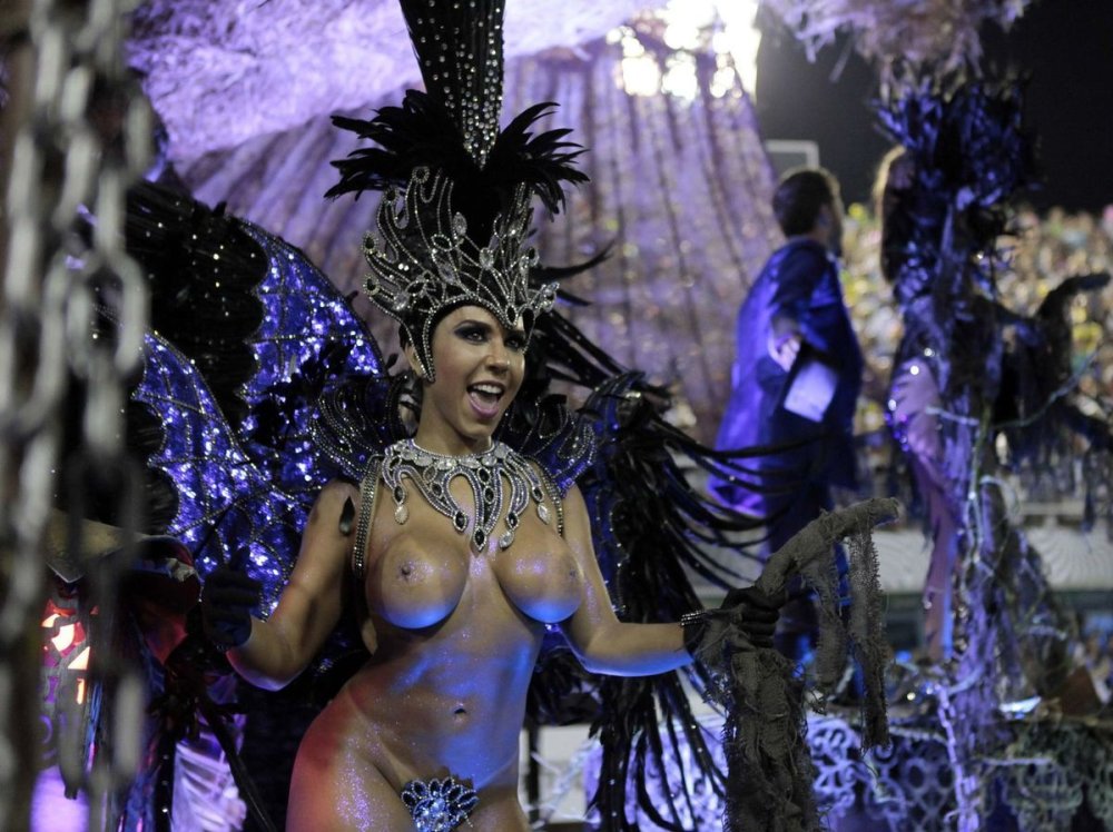 Carnival in rio de janeiro tits