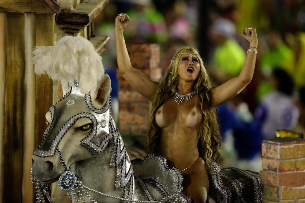 Carnival in Rio de Janeiro naked