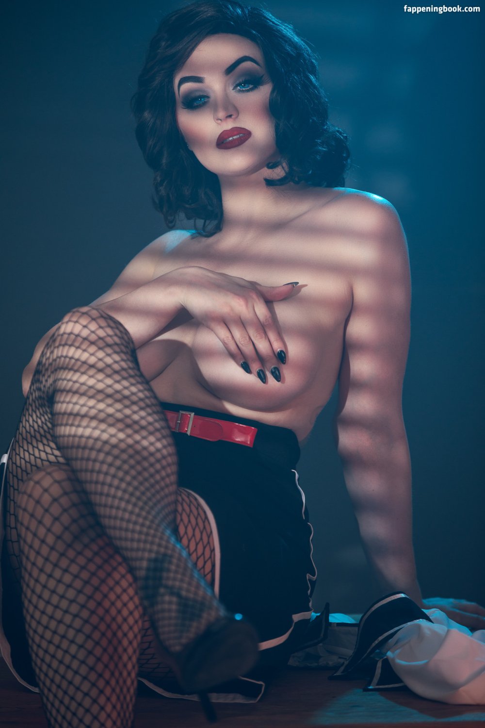 Danielle Sellers (Danielles) XXX