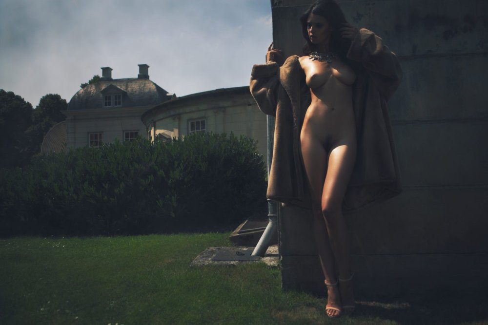 Alina Solar model nude