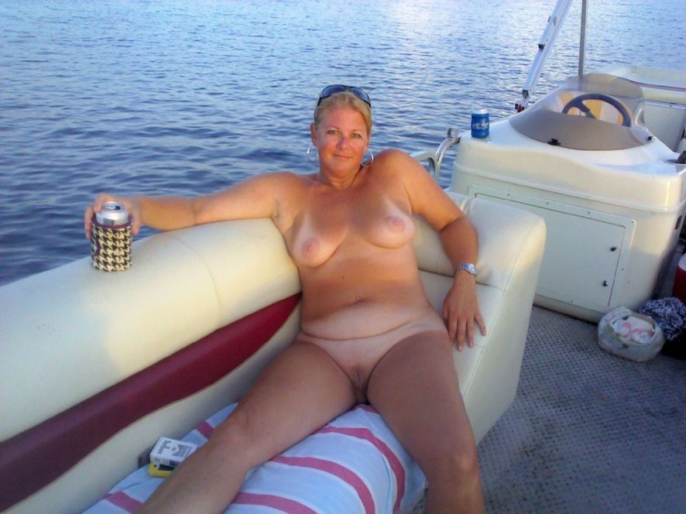 Naked chubby women on the beach Homemade