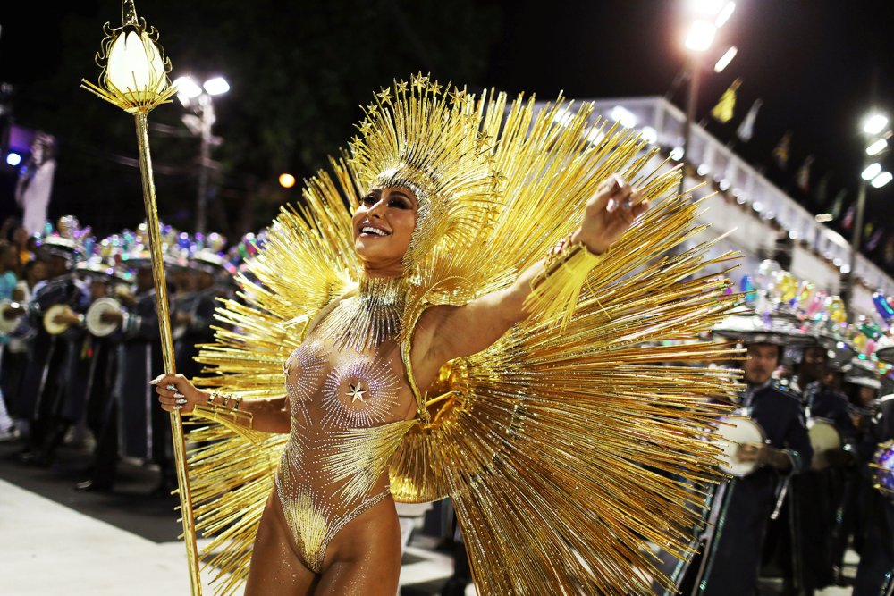 Yamaisky carnival naked
