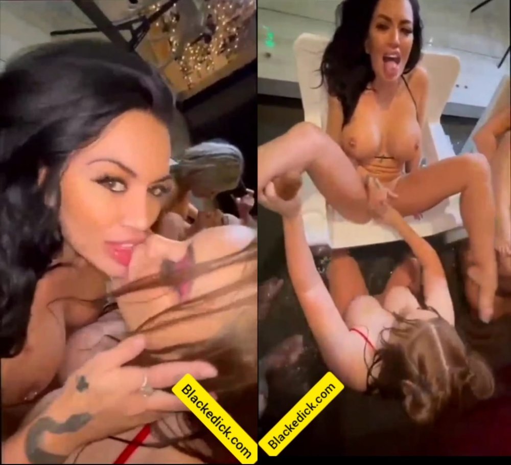 Toochi_kash naked without panties