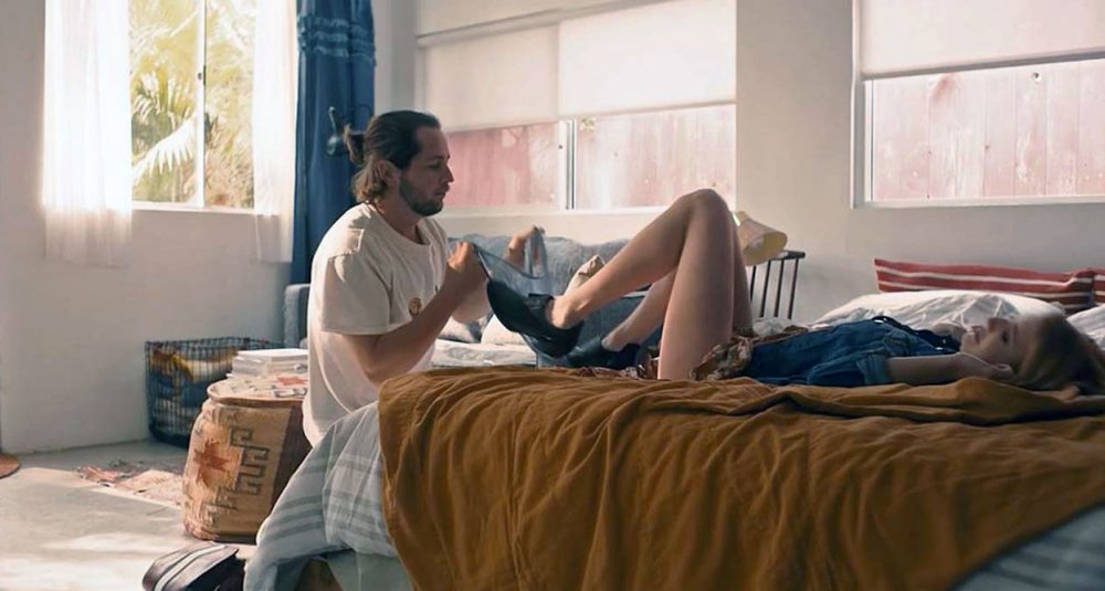 Emma 2020 bed scenes