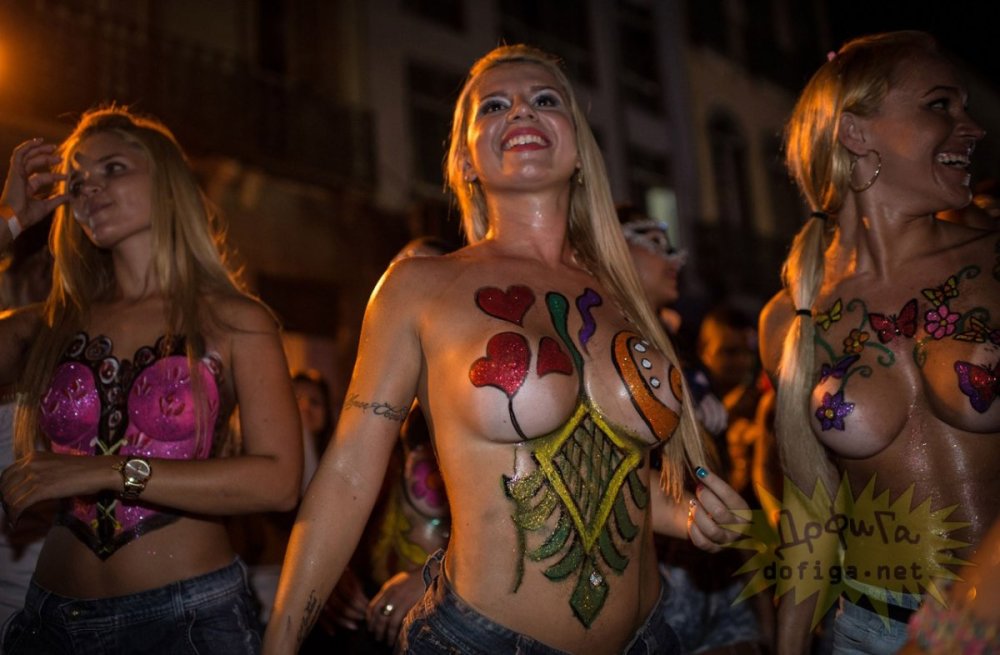 Several girls topless