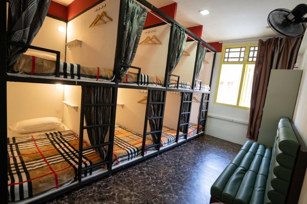 Kelly Tibo hostel 3