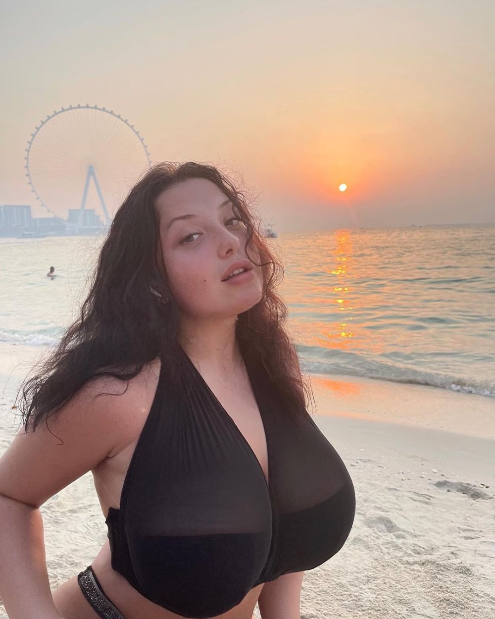Milada Moore plums onlyfans