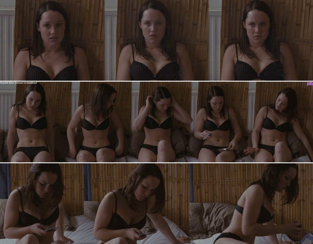 Louise Johnson Naked in a bath