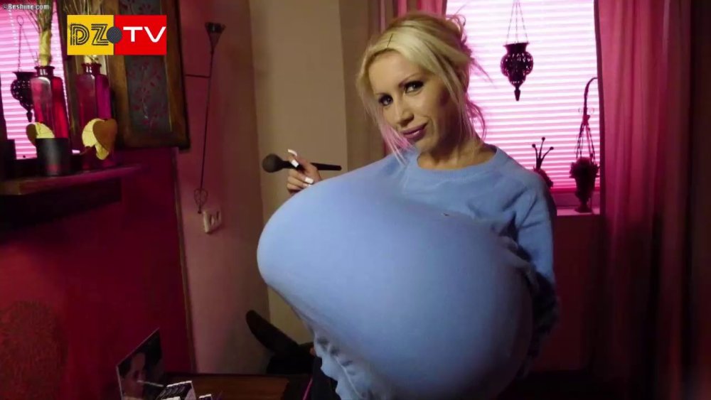 Uzaki Chan Breast Expansion