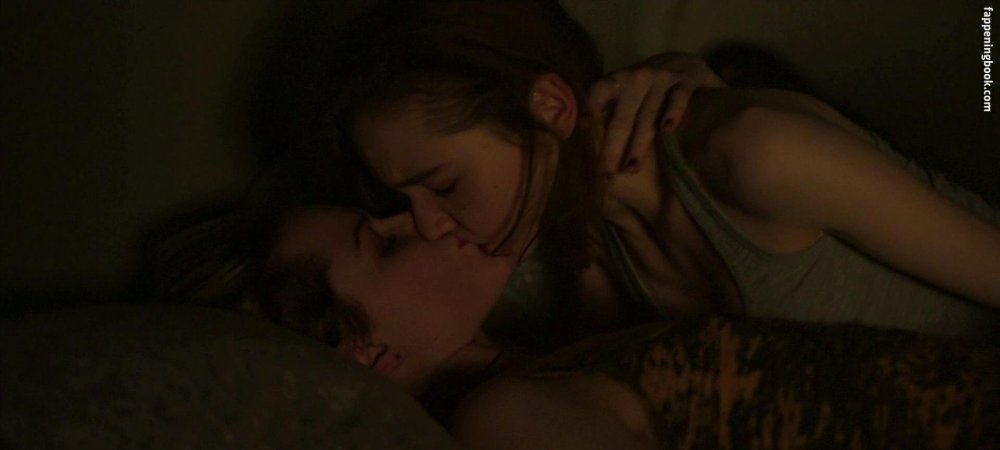 Evan Rachel Wood and Julia Sarah Stone Sex Scenes