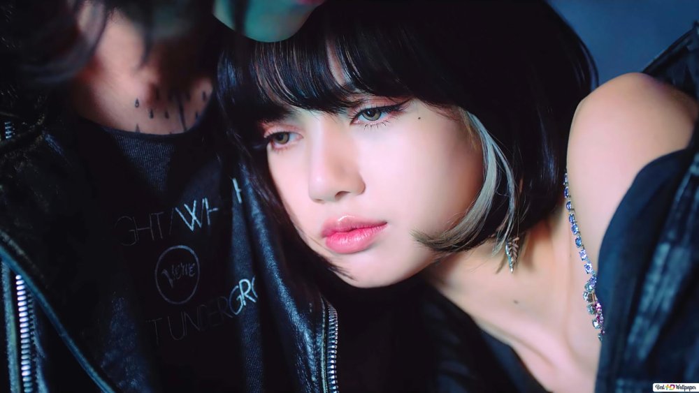 Lalisa Manoban and Taehyun