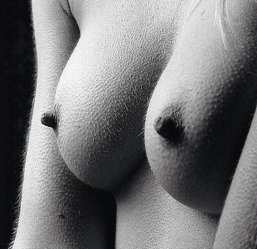 Claudia price elastic tits