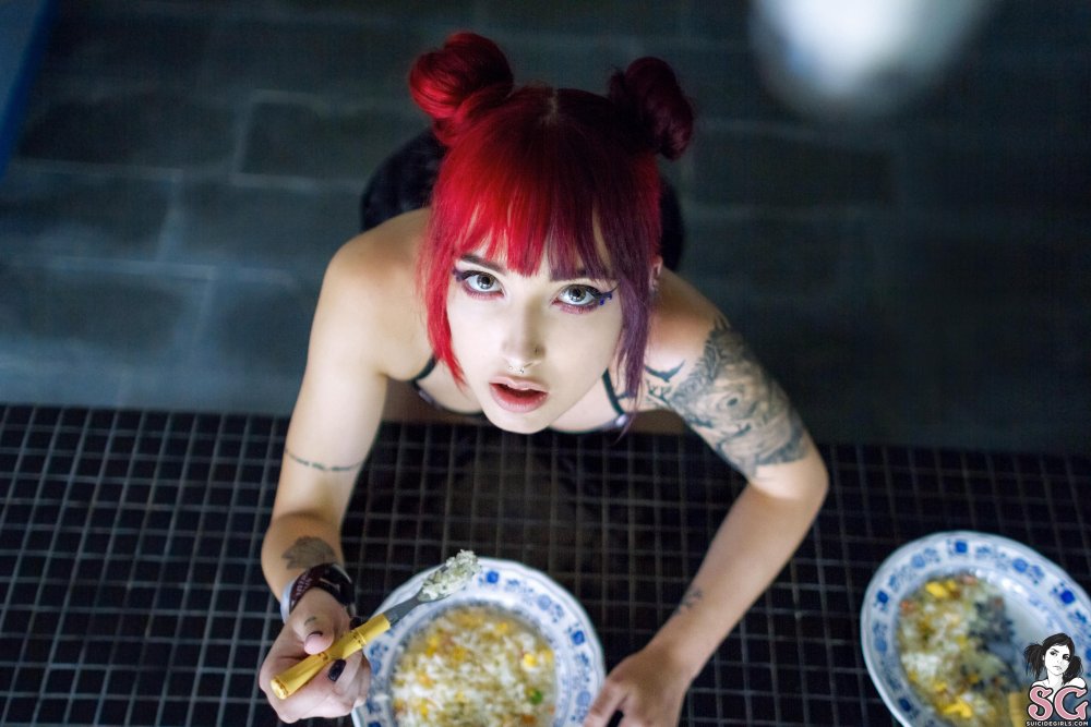 RIA McCarthy (Riae Suicide) Sex