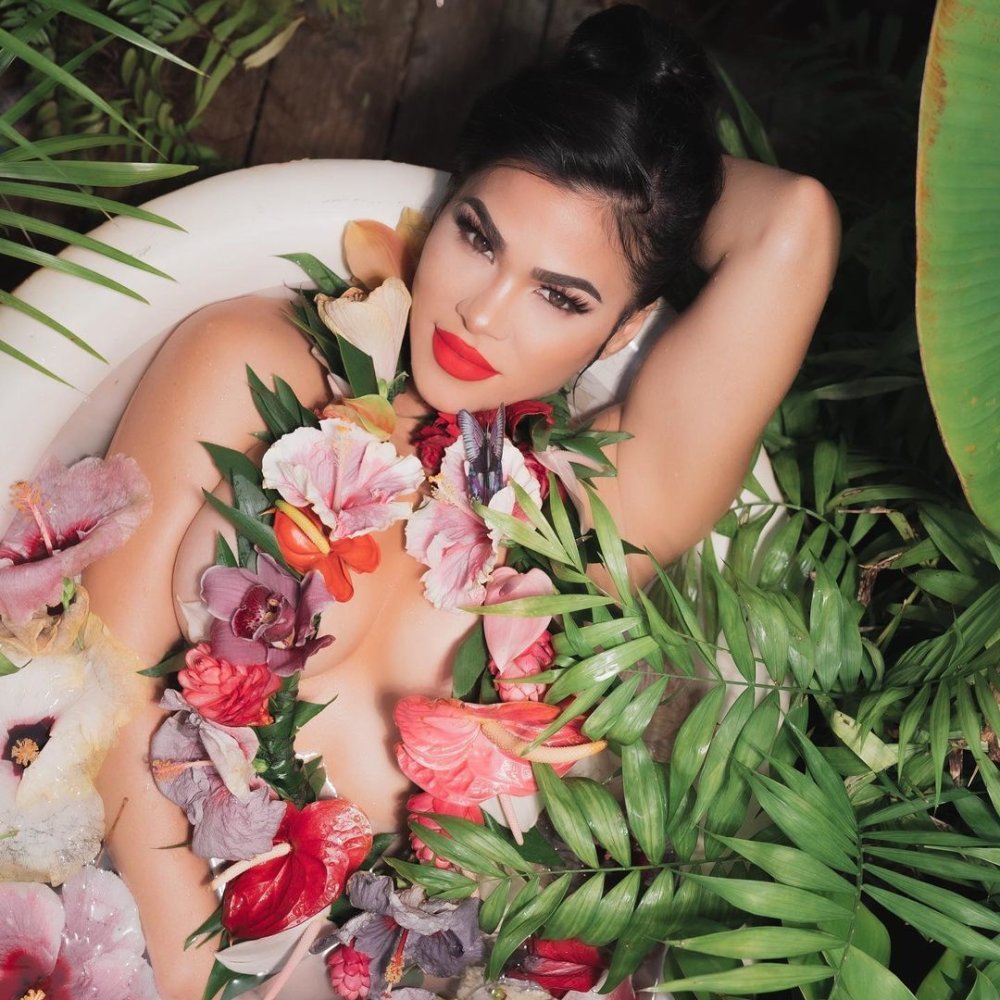Rachel Ostovich is hot