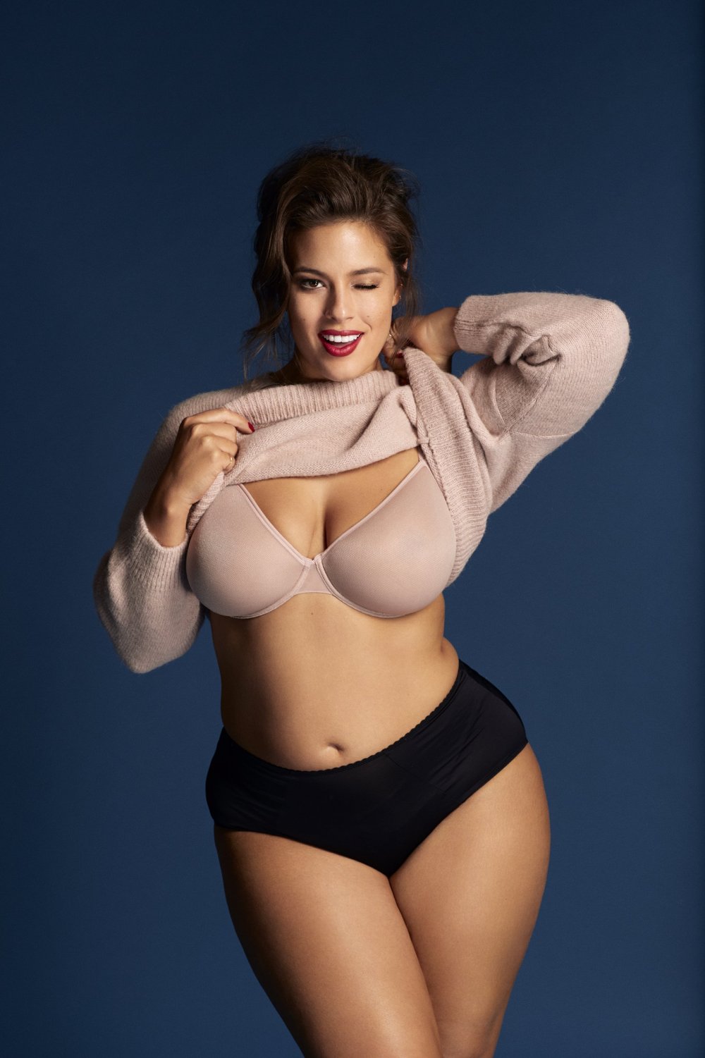 Thick young girls selfie