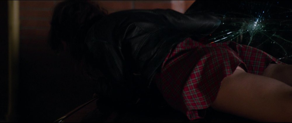 Mackenzie Davis Erotic scenes