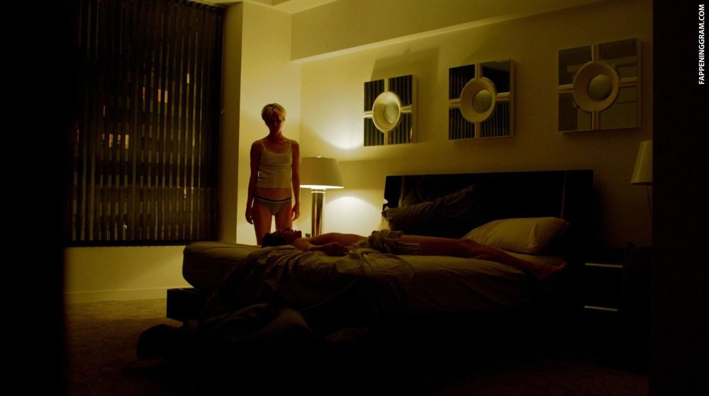 Mackenzie Davis in underwear