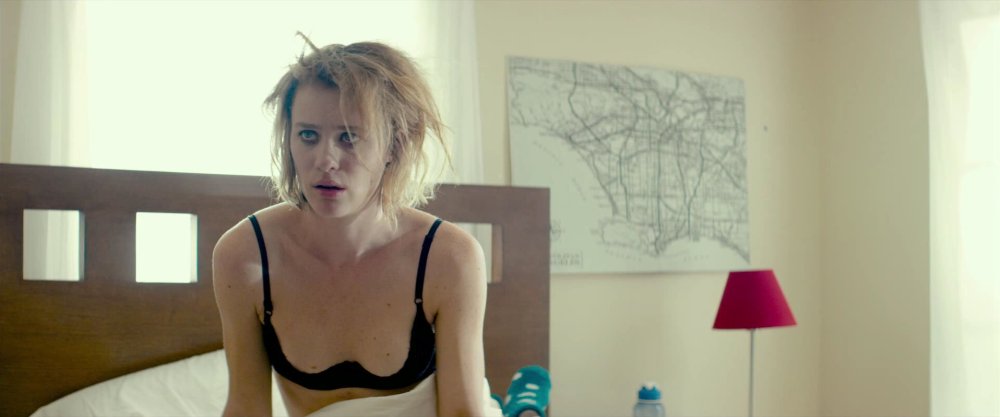 Mackenzie Davis Terminator Nude