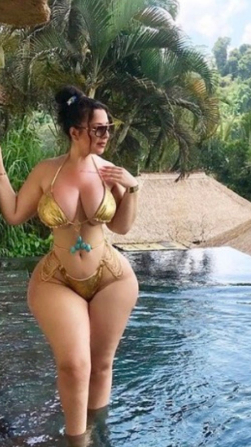 Wide hips 3D