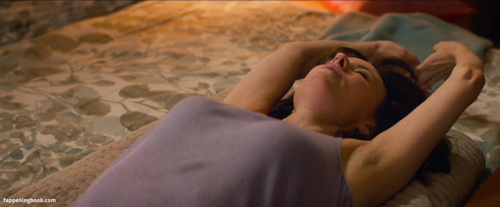 Maggie Jillenhae Nude in Deuce