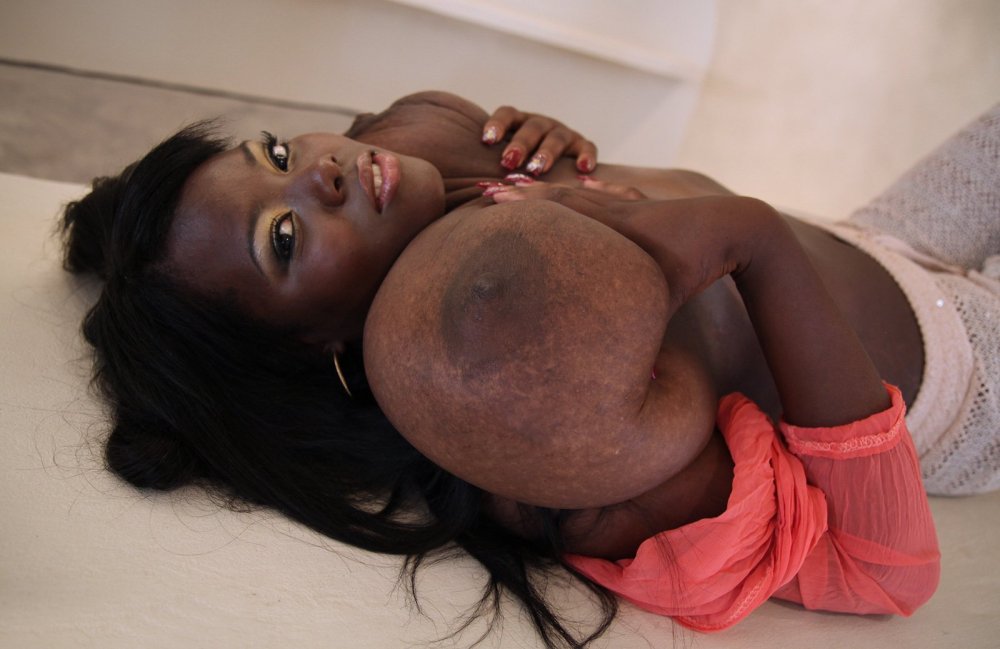 Big Black Tits Yviana Vagina Yviana