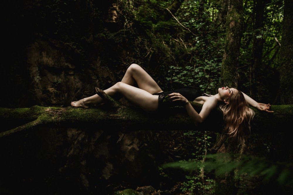 Izabella h - My Sanctuary