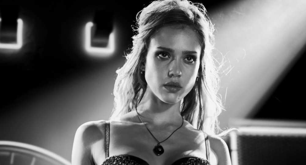 Jessica Alberg is hot