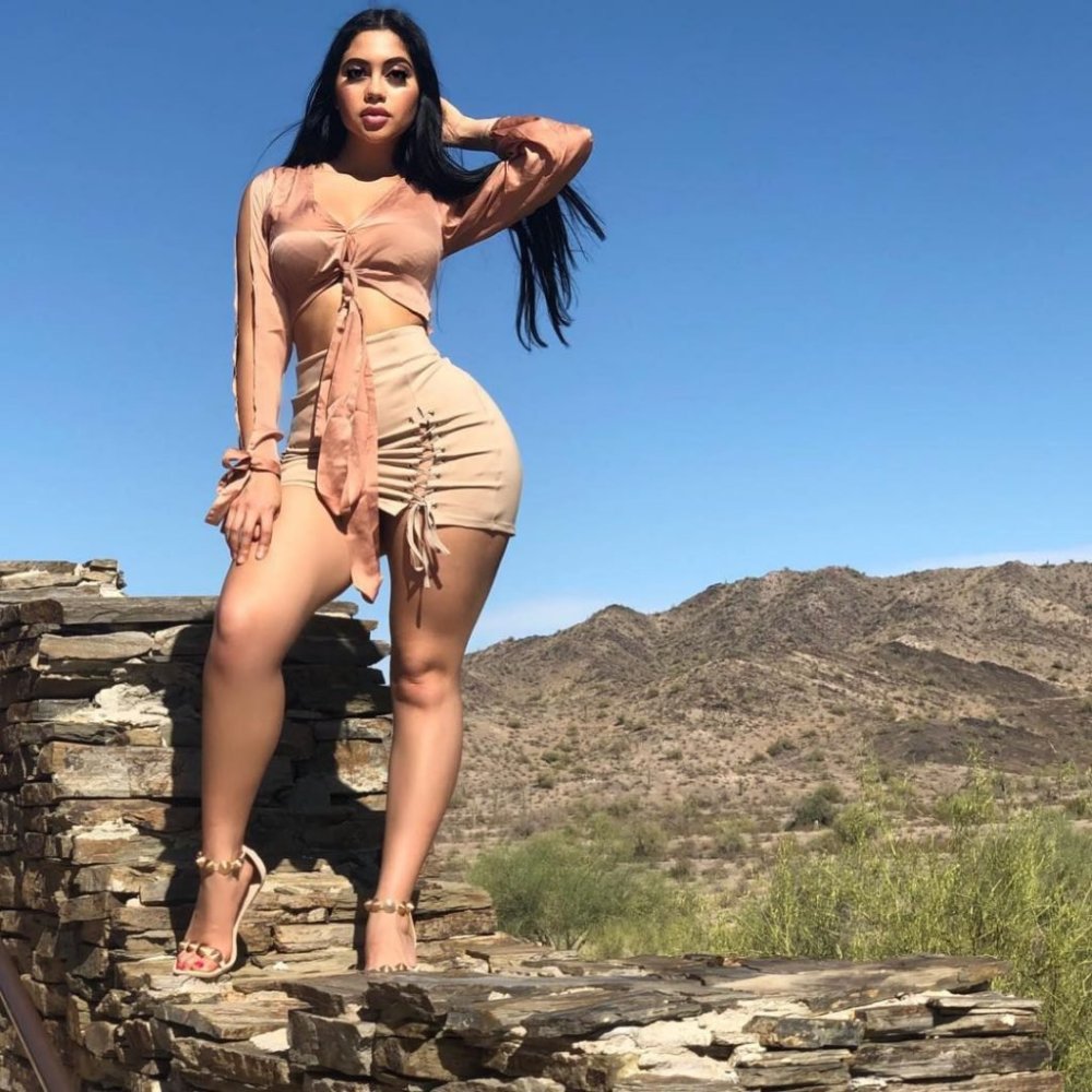 Jailyne OJeda Ochoa+18