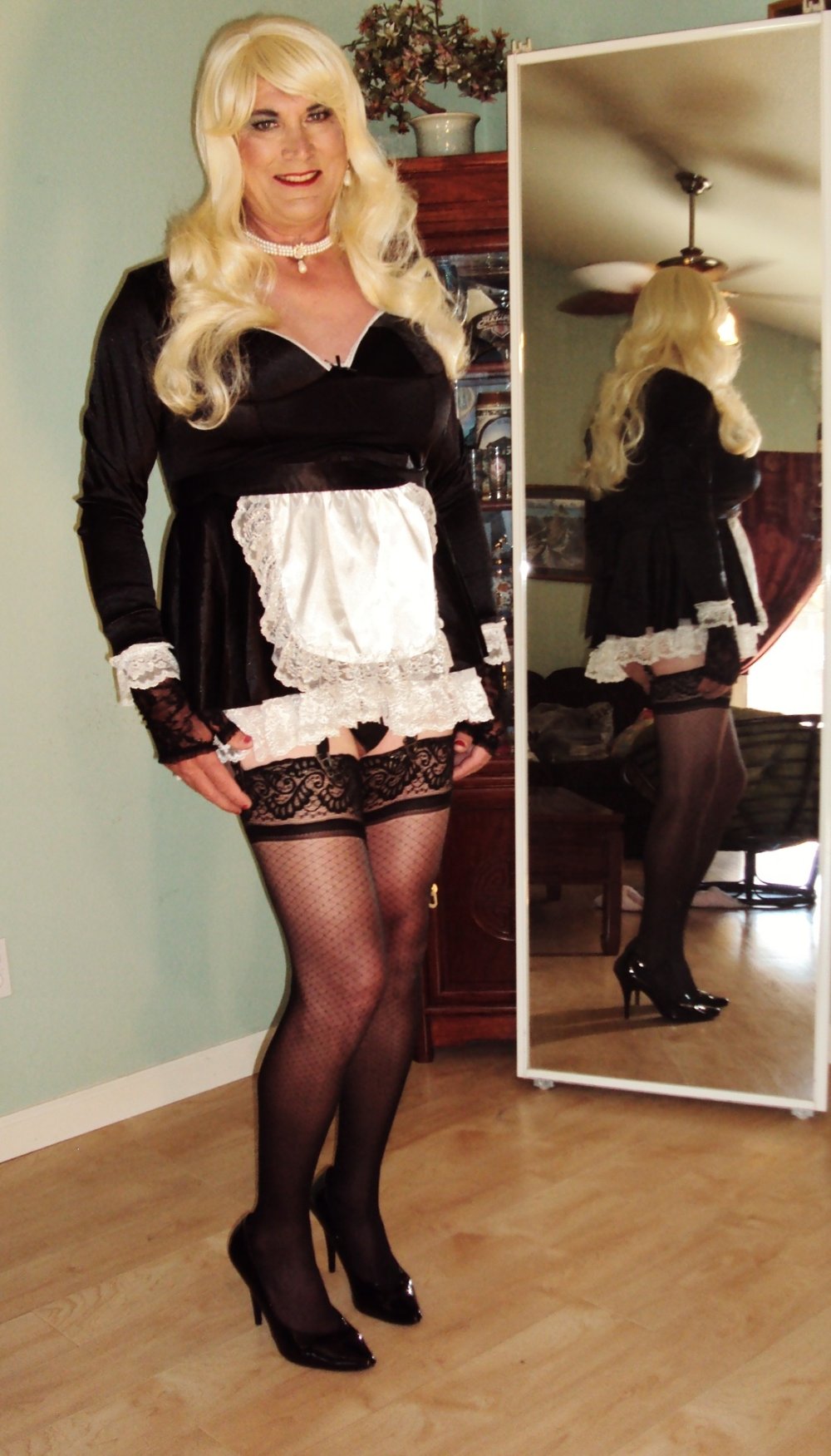 Cross Sissy