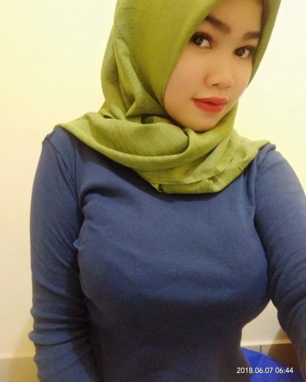 Pregnant Arabs are high