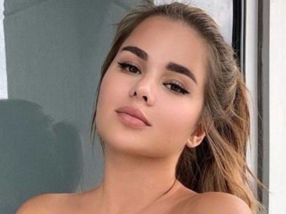 Carolina Sevastyanova is hot