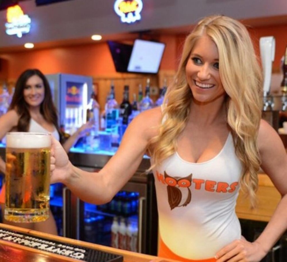 Oktoberfest girl with beer